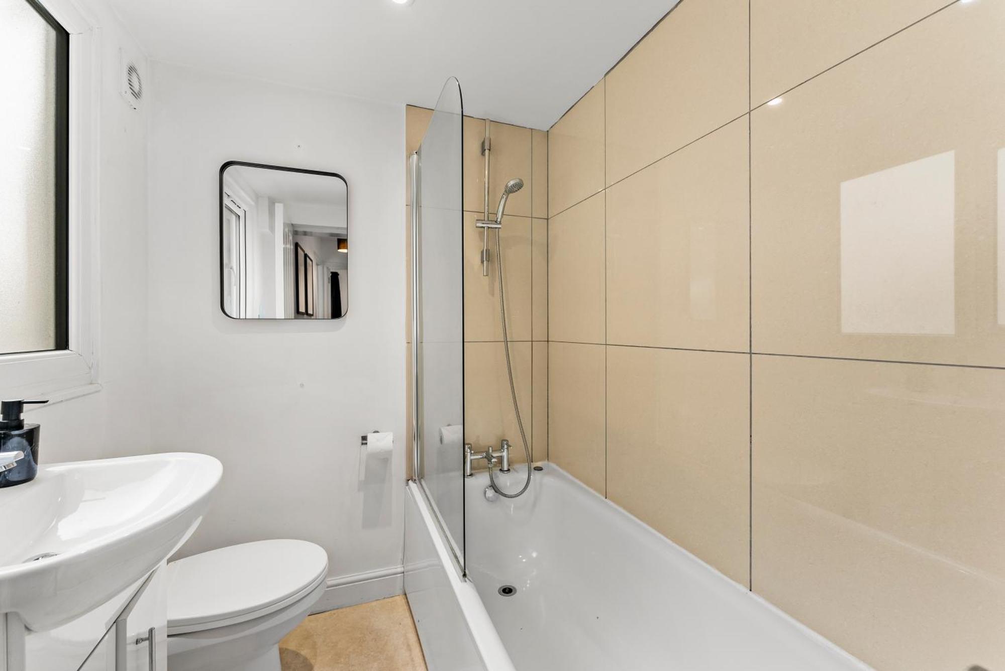 Stylish 3 Bed Flat In Brighton - Sleeps 8 Apartment Brighton