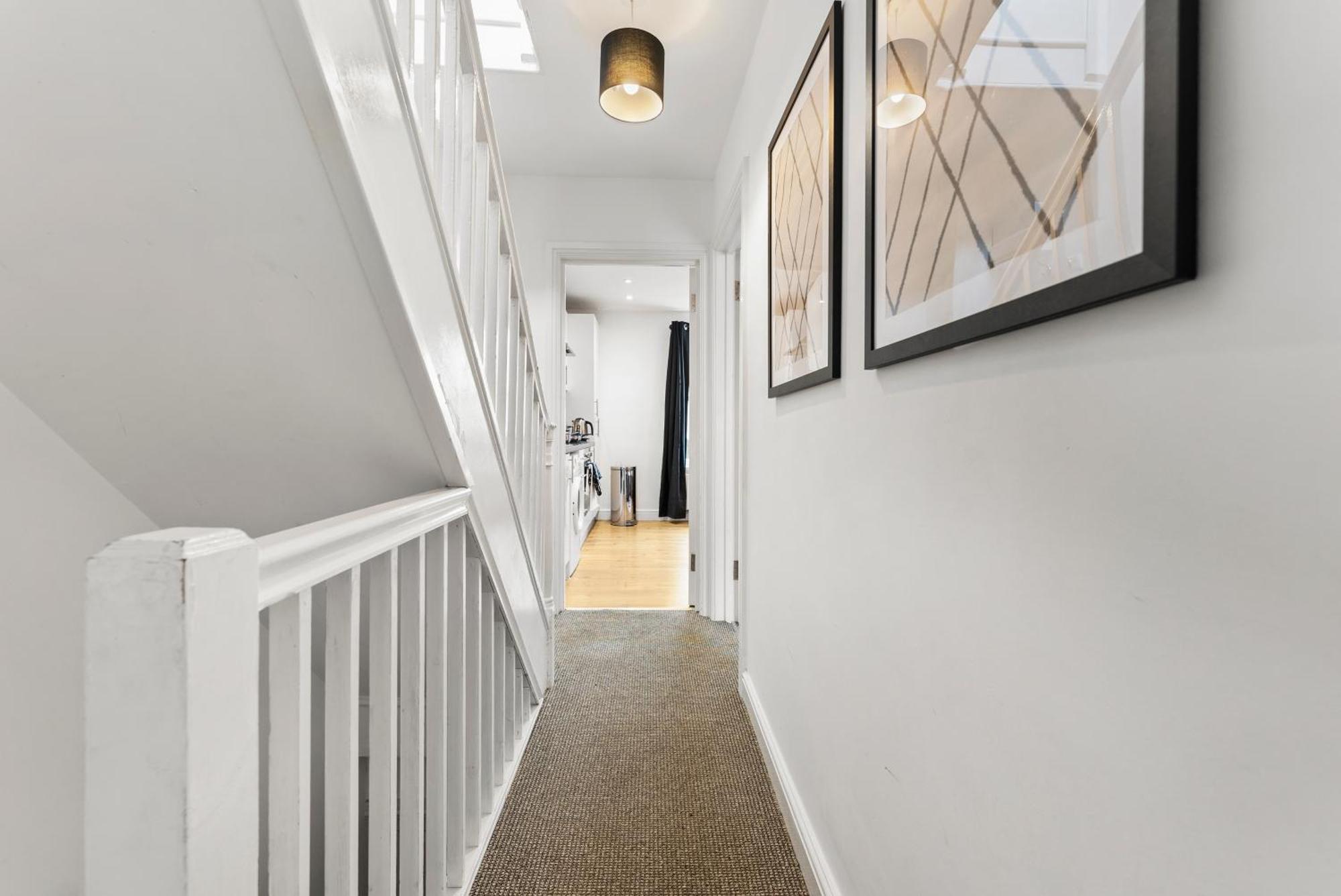 Stylish 3 Bed Flat In Brighton - Sleeps 8 * Brighton